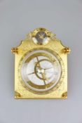 Tischuhr mit Astrolabium, Hour Lavigne, Paris, 20. Jh., Messing und Bronze. Kleines rundes