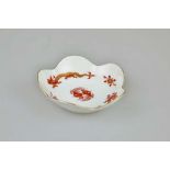 Meissen 20 Jh., kleine Schale mit Goldrand, Dekor roter Drache, D. ca 14 cm, unterglasurblaue S