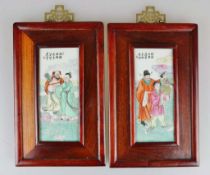 Paar Porzellangemälde, China, 1. H. 20. Jh., Figurenszenerie auf Wasser, jeweils oben li. bez.