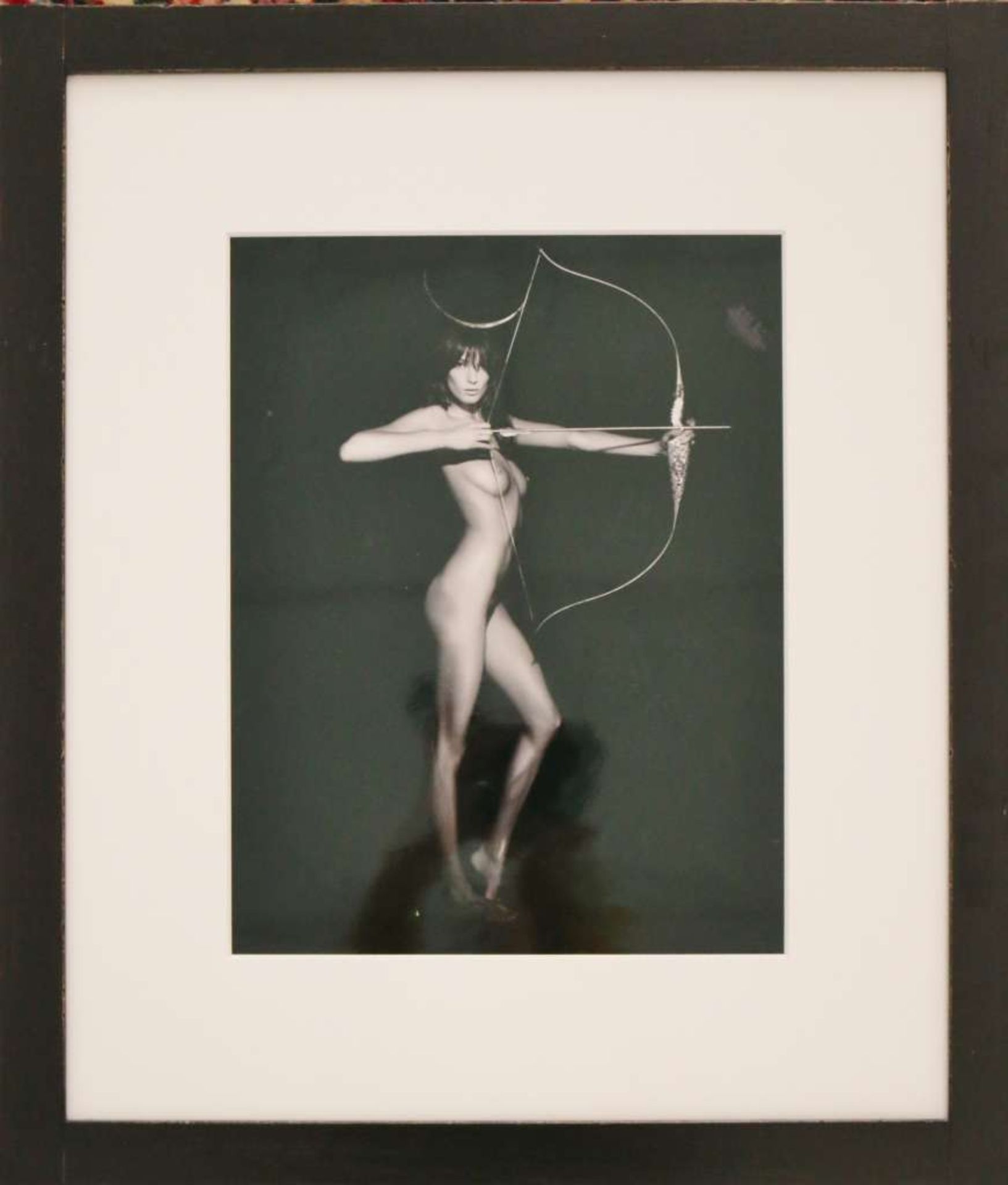 Karl LAGERFELD (1938-2019), Foto für Pirelli Calendrier, Daria Werbowy "Artemis", verso bez., - Image 2 of 3