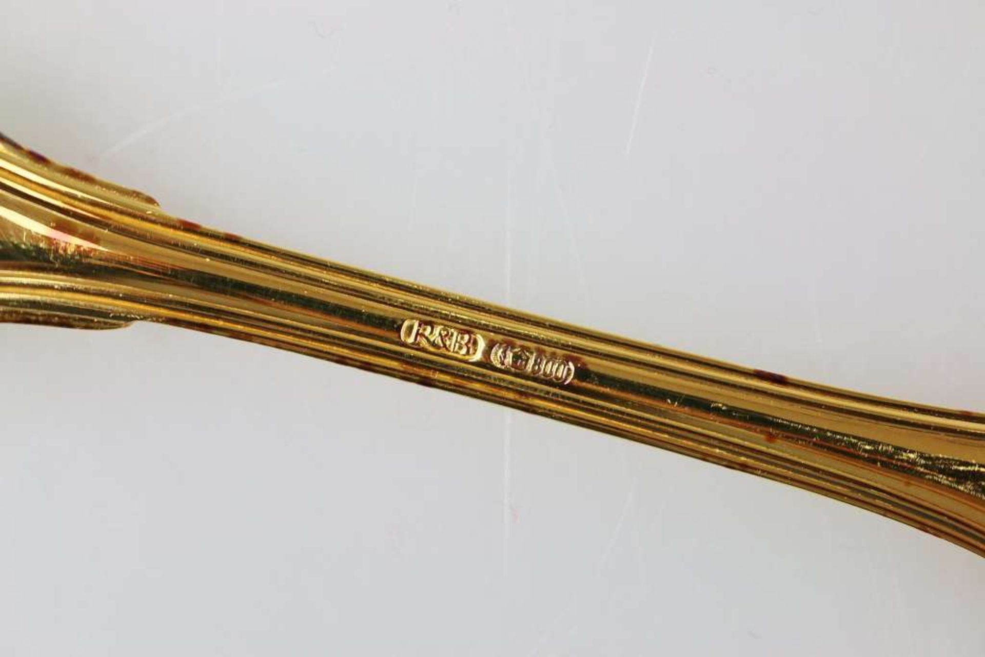 Robbe &amp; Berking, Speisebesteck "Augsburger Muschel", 800er Silber hartvergoldet, 129-teilig - Bild 10 aus 10
