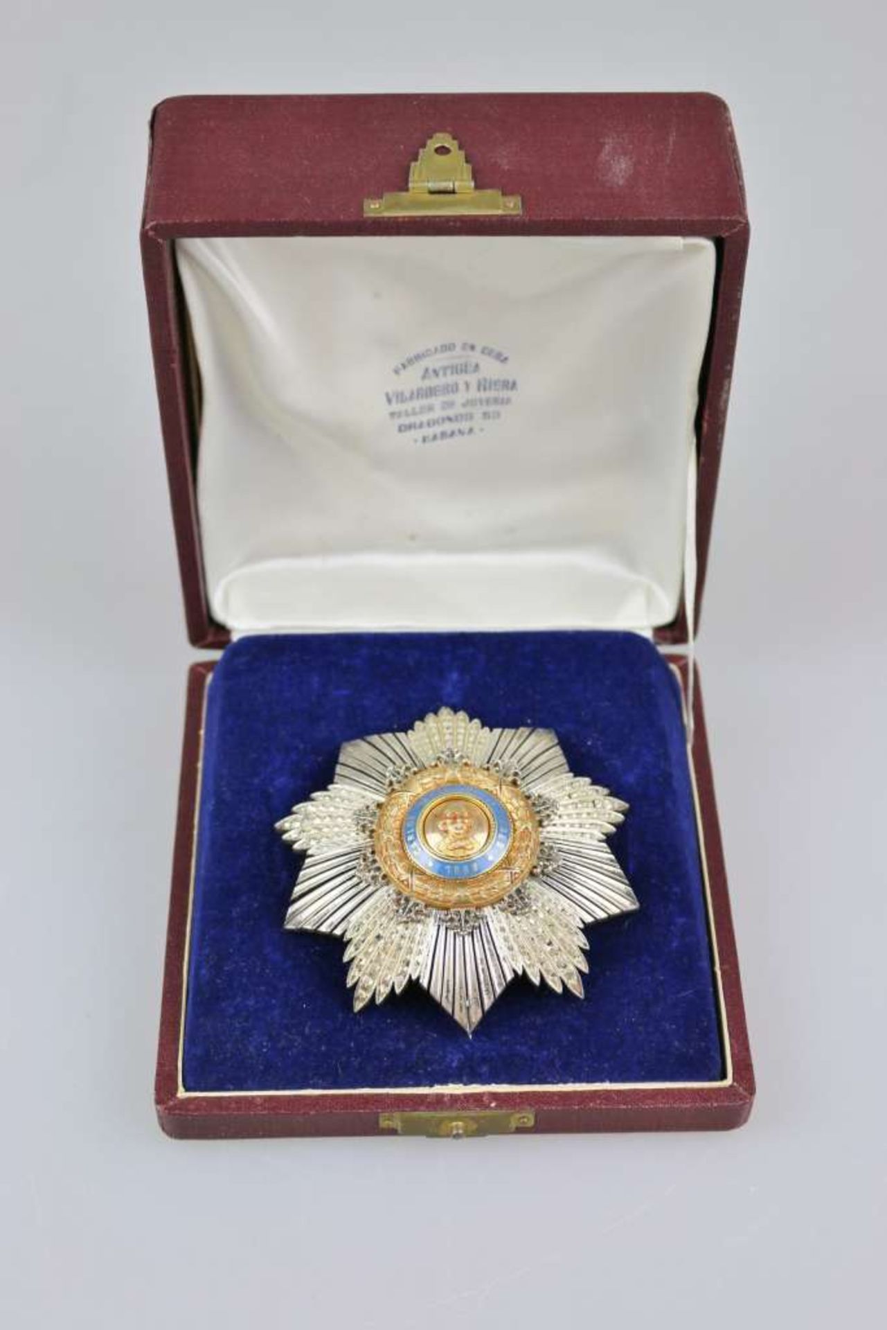 Kuba, Orden Carlos Manuel de Cespedes (gestiftet 1926), Bruststern zum Großkreuz im original V