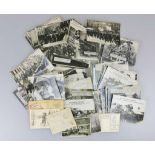 Konvolut von 97 Fotos/ Fotopostkarten aus der Zeit des 1. Weltkrieges und der Weimarer Republik