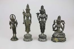 Vier Gottheiten, Bronze, Thailand/Nepal, H. 17-24,5 cm