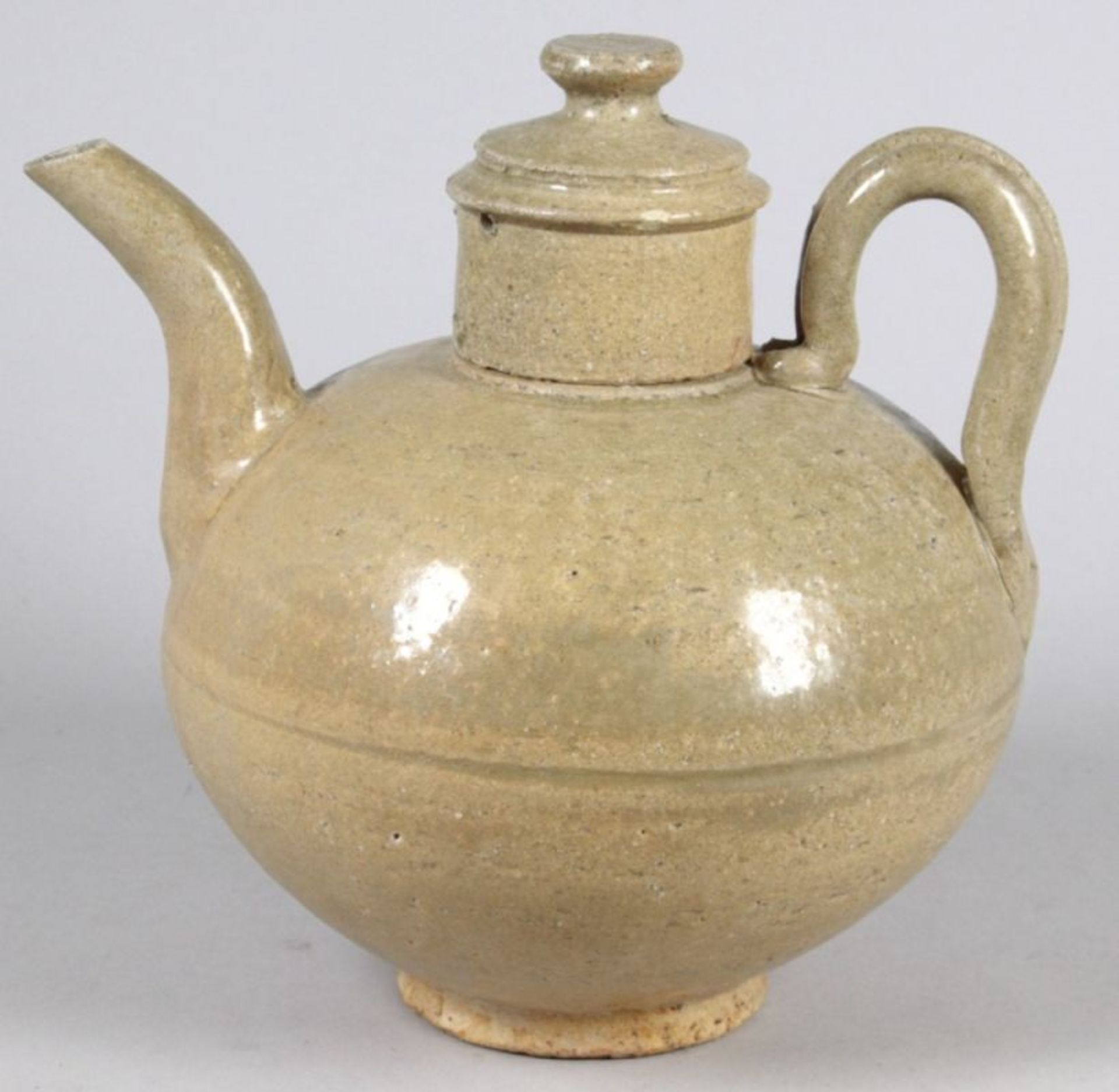 Keramik-Schenkkanne, China, im Stil der Song/Tang-Dynastie gearbeitet, kleiner Rundstand, - Bild 2 aus 7