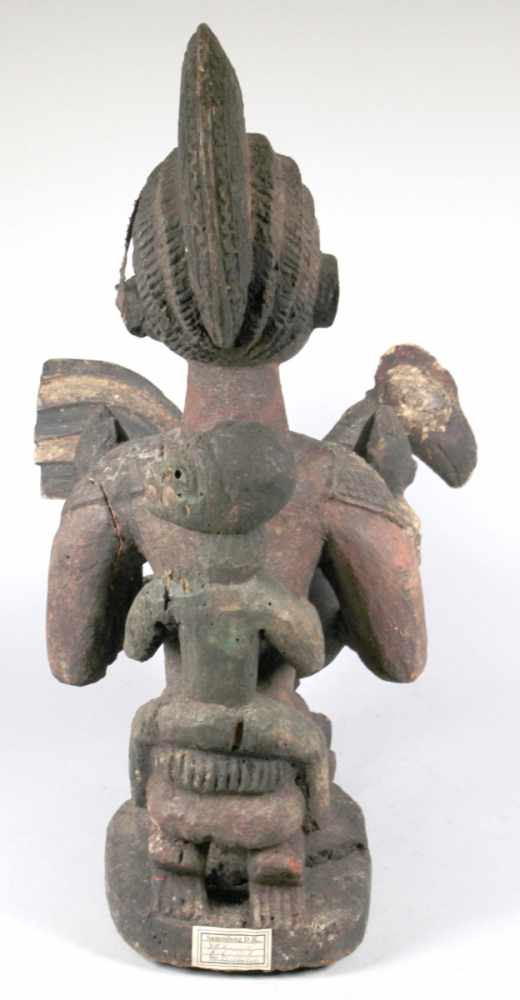 Mutter-Figur bzw. Schalenträgerin, Yoruba, Nigeria, auf Flachplinthe kniende, weibliche< - Image 3 of 5