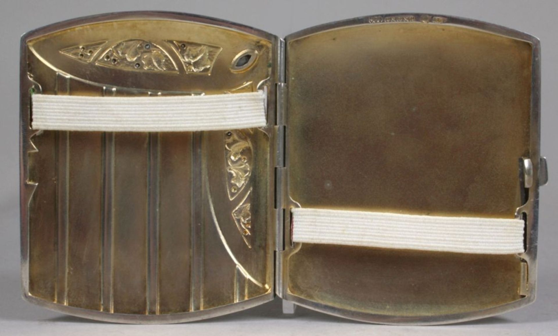 Zigaretten-Etui, dt., um 1900, Silber 800, rechteckige Form, scharniert, Wandung mit - Bild 2 aus 4