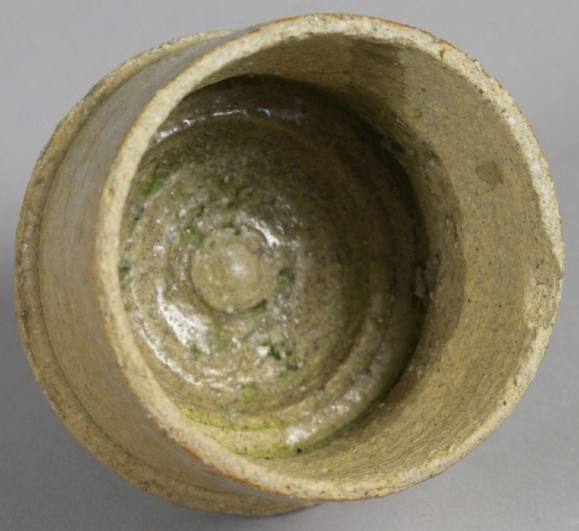 Keramik-Schenkkanne, China, im Stil der Song/Tang-Dynastie gearbeitet, kleiner Rundstand, - Bild 7 aus 7