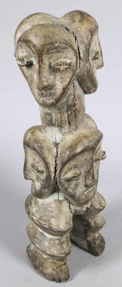 Allsehender Fetisch, Lega, Kongo, stehende, stilisiert weibliche Figur, in 2 Ebenen mit je - Image 3 of 4