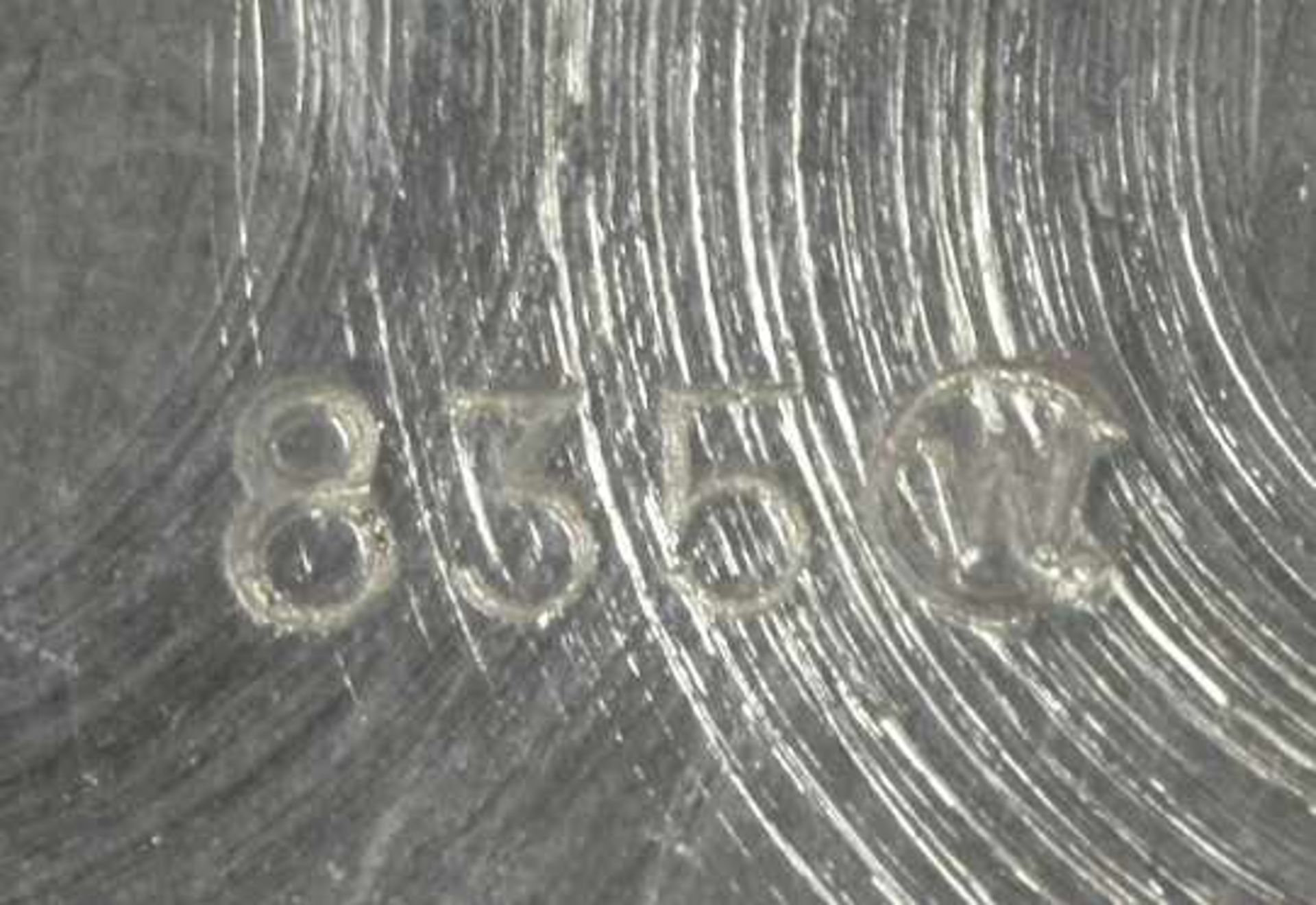 Ein Paar Teeglashalter, dt., Mitte 20. Jh., Silber 835, Halterung filigran durchbrochen - Bild 2 aus 2