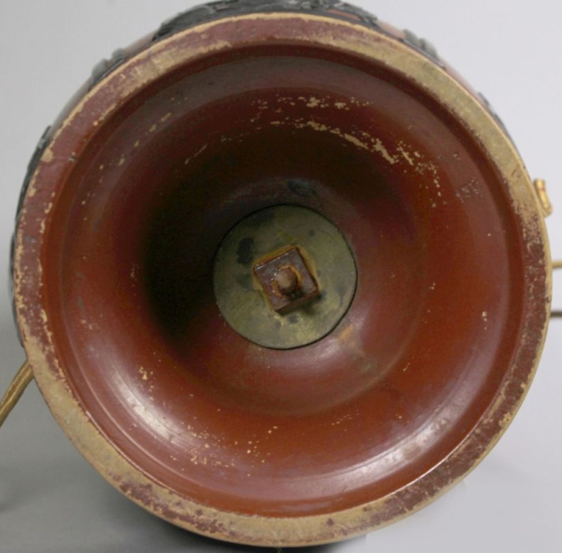 Keramik-Lampenfuß, dt., um 1880, runder Stand, gebauchter Korpus, seitlich mit< - Bild 4 aus 4