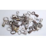 Konvolut Schlüssel, ca. 35 Stück, 20. Jh., unterschiedliche Materialien (überwiegend<br