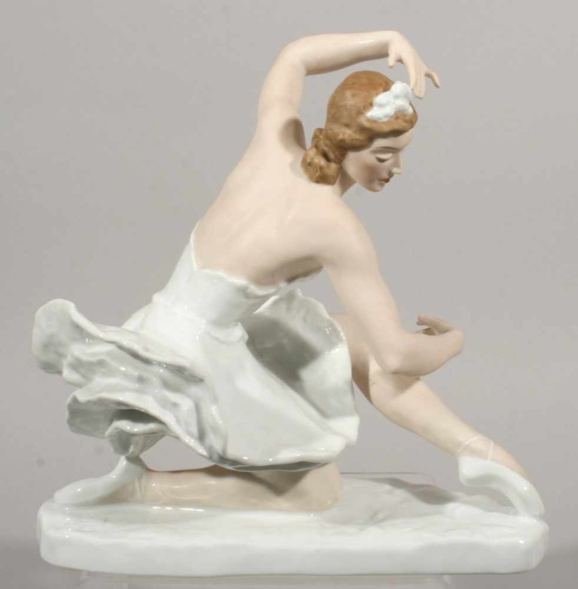 Porzellan-Figur, "Adagio (Daisy Spies)", Rosenthal, Kunstabteilung Selb, ab 1957, Entw.: - Bild 2 aus 9