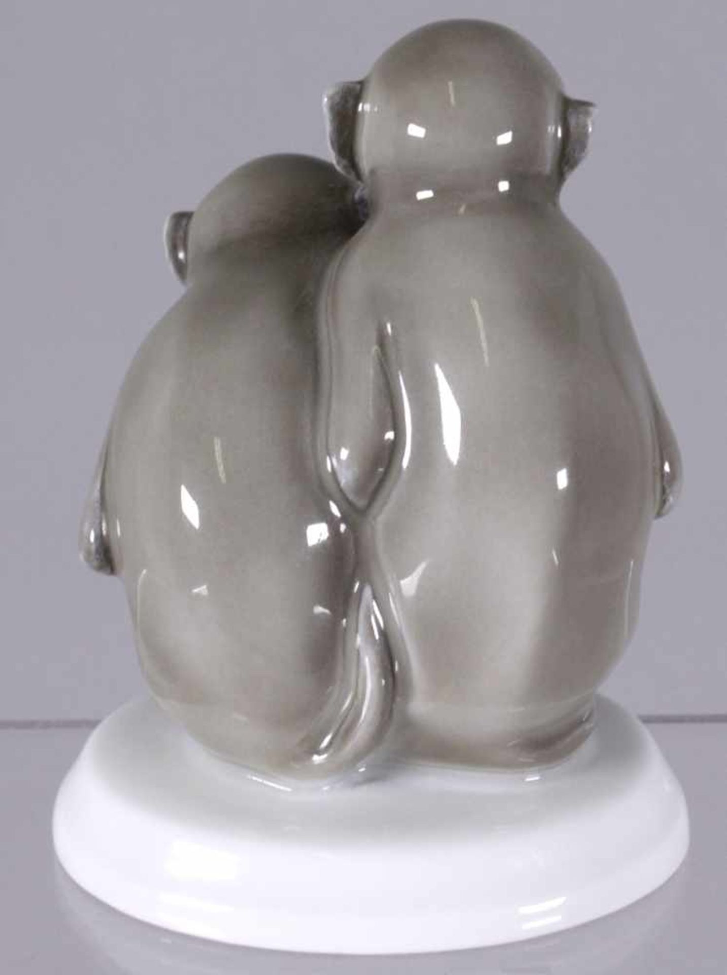 Porzellan-Tierplastik, "Affengruppe", Lorenz Hutschenreuther, Abteilung für Kunst Selb, um< - Bild 2 aus 3