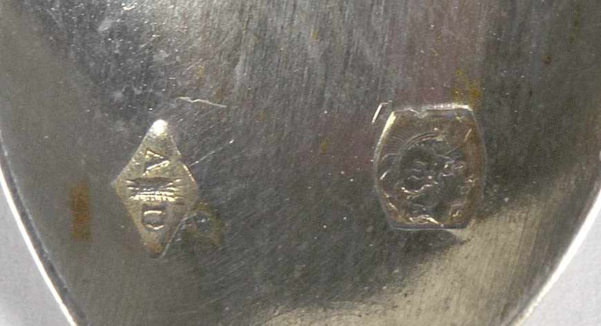 Vier Gewürz-Schälchen, Frankreich, um 1900, Silber 800, ovale Form auf geschweiften Füßen,<br - Bild 3 aus 4