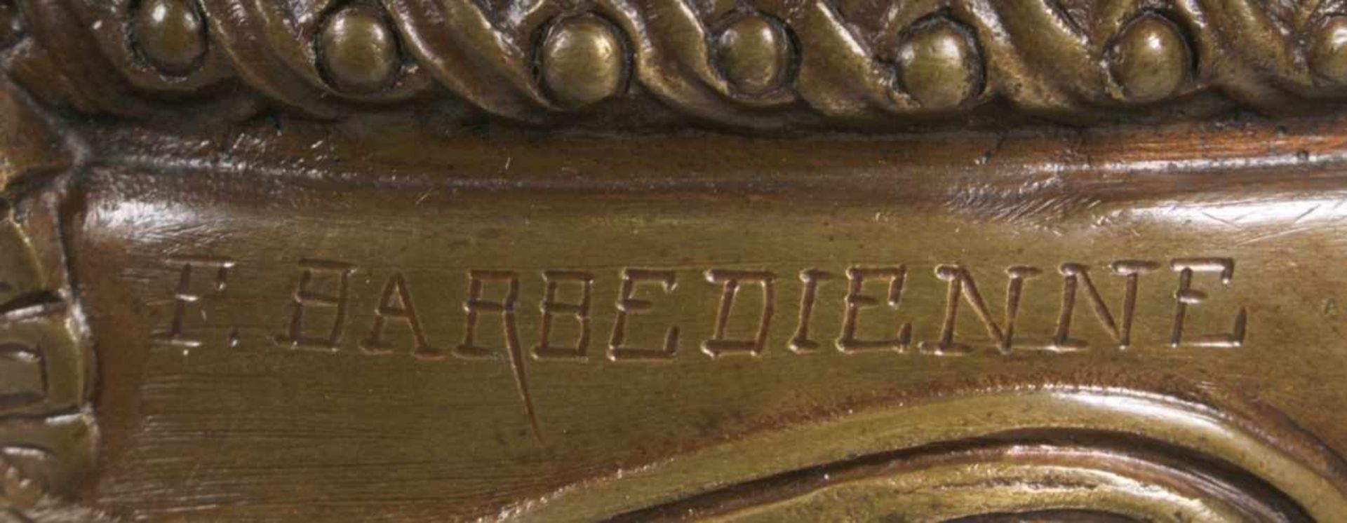 Ein Paar Bronze-Postamente, F. Barbedienne, Frankreich, 2. Hälfte 19. Jh., runde Platte,getragen von - Bild 3 aus 3