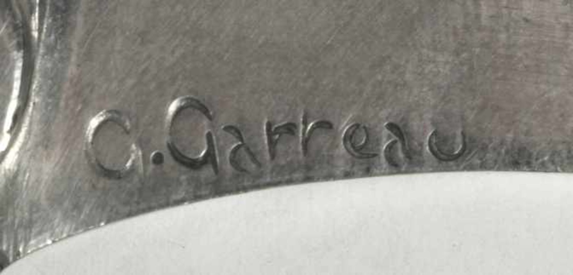 Bronze-Brieföffner, G. Garreau, um 1920, gebogte, spitz auslaufende Klinge, Griffgearbeitet in - Bild 3 aus 3