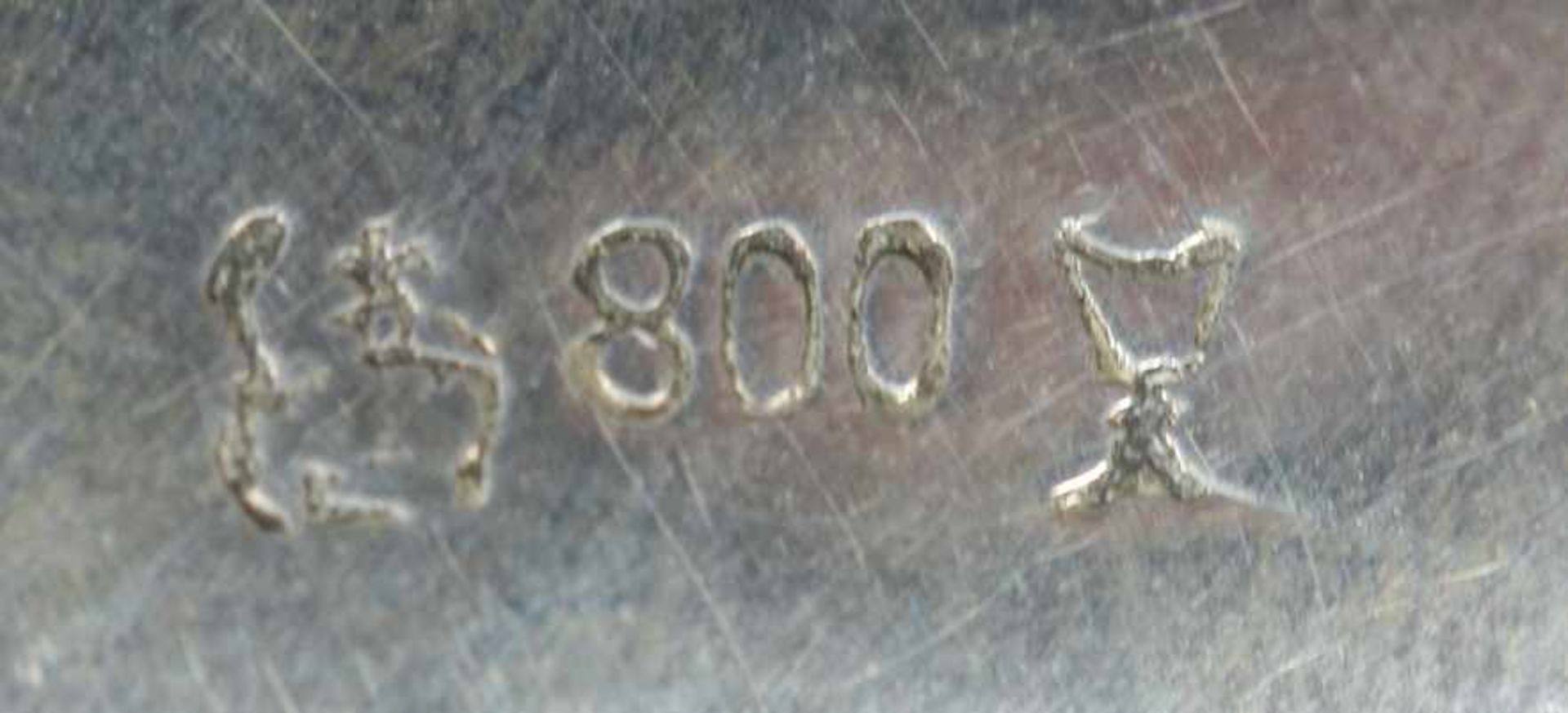 Anbieteschale, dt., 30er Jahre, Silber 800, ovale Form auf Klauenfüßen, gebauchter Korpus,verziert - Bild 2 aus 3
