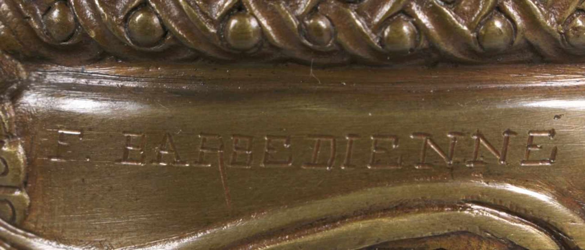 Ein Paar Bronze-Postamente, F. Barbedienne, Frankreich, 2. Hälfte 19. Jh., runde Platte,getragen von - Bild 2 aus 3