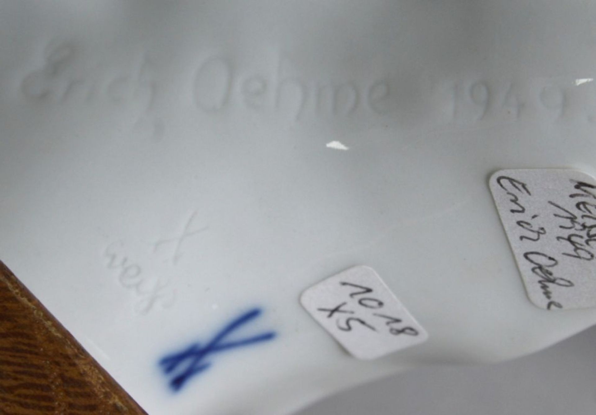Weißporzellan-Tierplastik, "Pferdekopf/Hengst Maestoso", Meissen, 2. Hälfte 20. Jh.,Entw.: Eric - Bild 3 aus 3