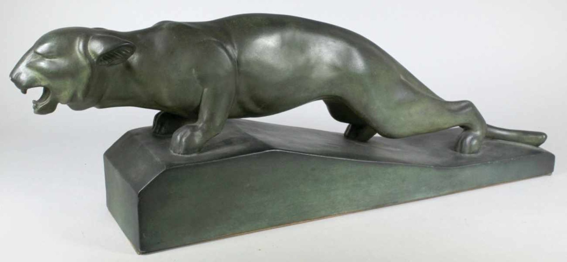 Terracotta-Tierplastik, "Panther", G. H. Laurent, französischer Bildhauer um 1930, aufansteigen - Bild 2 aus 3