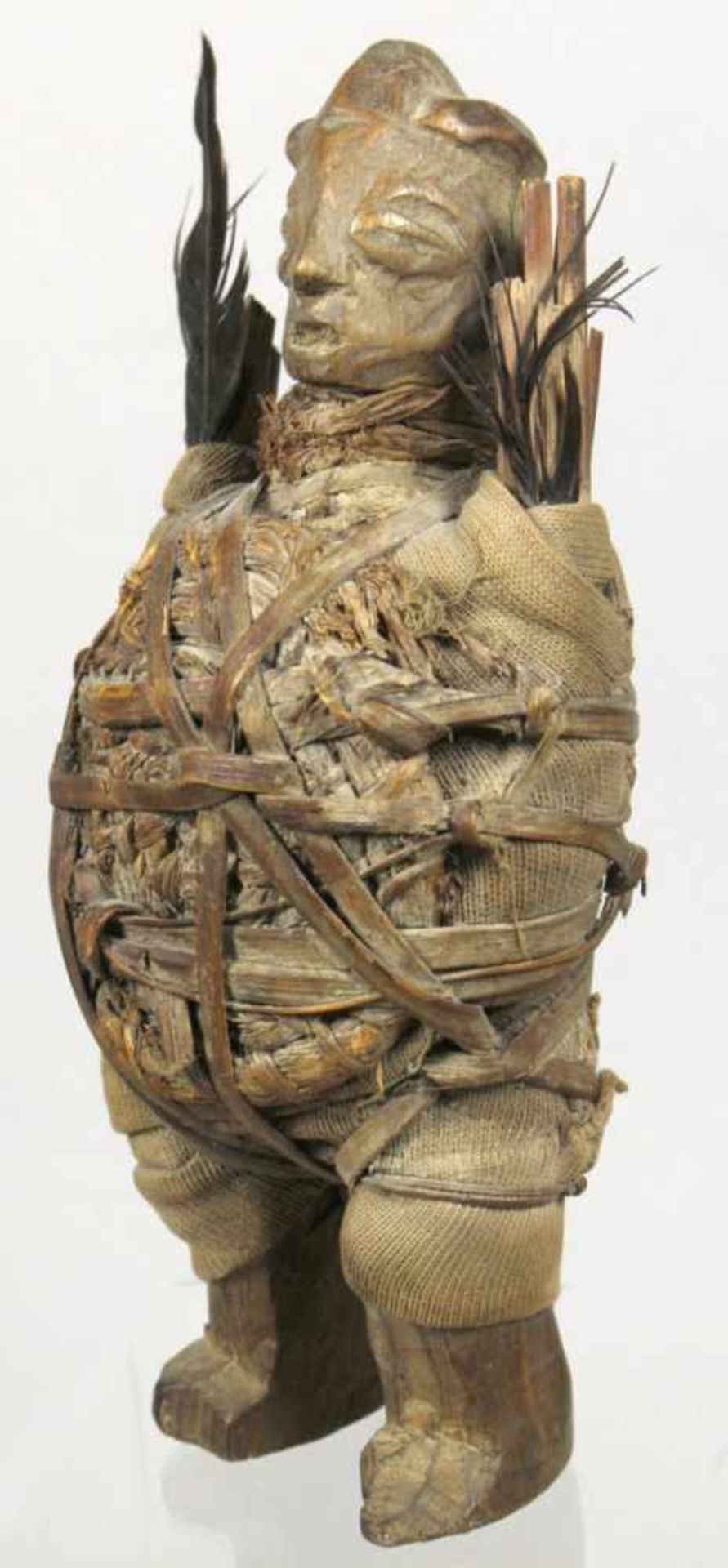 Fetisch-Figur, wohl Suku, Kongo, stehende, figürliche Darstellung, Holz, der Körper mitStoff un - Bild 2 aus 5