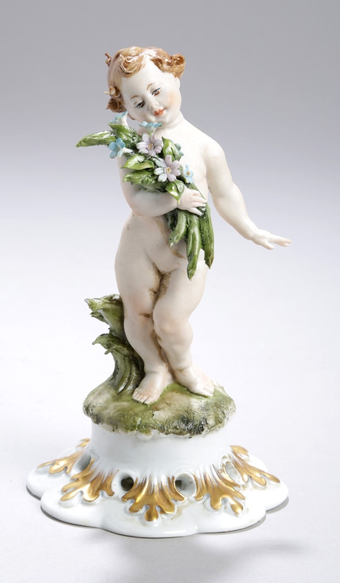 Porzellan-Figur, "Puttol", Capodimonte, Italien, 2. Hälfte 20. Jh., auf Sockel mitumlaufender L