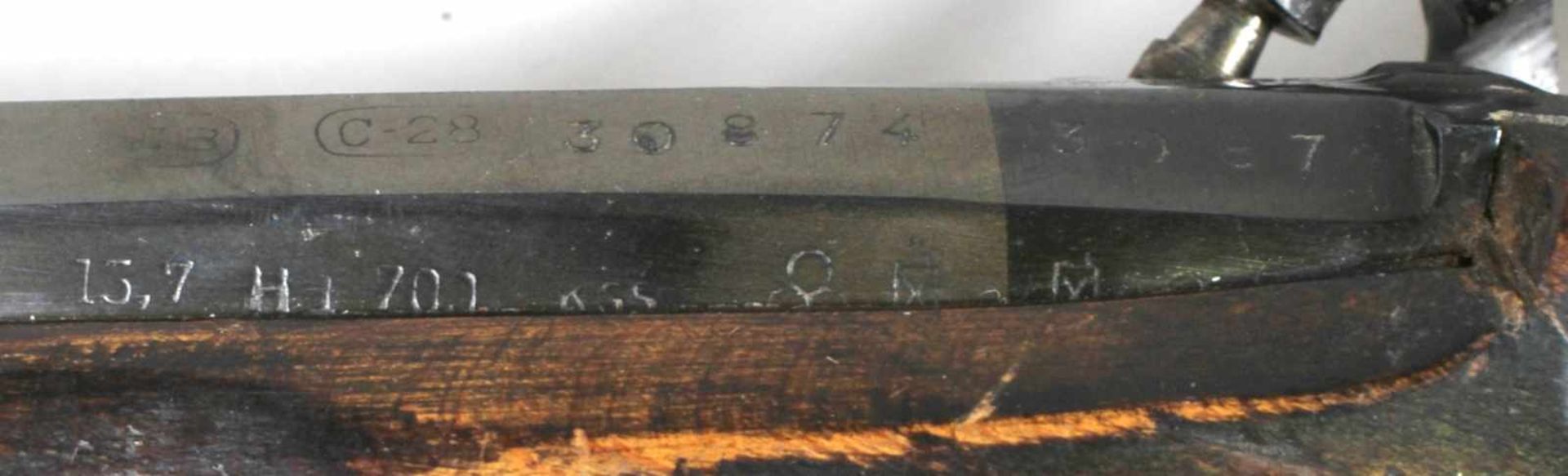 Perkussionspistole, um 1800, brünierter Eisenlauf, -schloß, -beschläge und -abzugshahnsowie Kim - Bild 7 aus 8