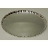 Platte, Silber 830, glatter Spiegel, Zungenrand, 1.7 cm hoch, ø 40 cm, ca. 1.425 g<