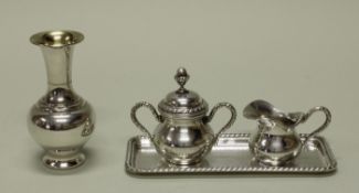 Sahnegießer, Zuckerdose, Tablett, Silber 800, Italien, gebauchte Gefäße, 4.5-8.5 cm, 18.3 x 7.4