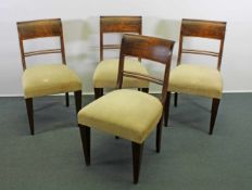 4 Stühle, Art Deco, um 1930, Buche, nussbaumfarbig, grünlicher Velourbezug, leicht fleckig