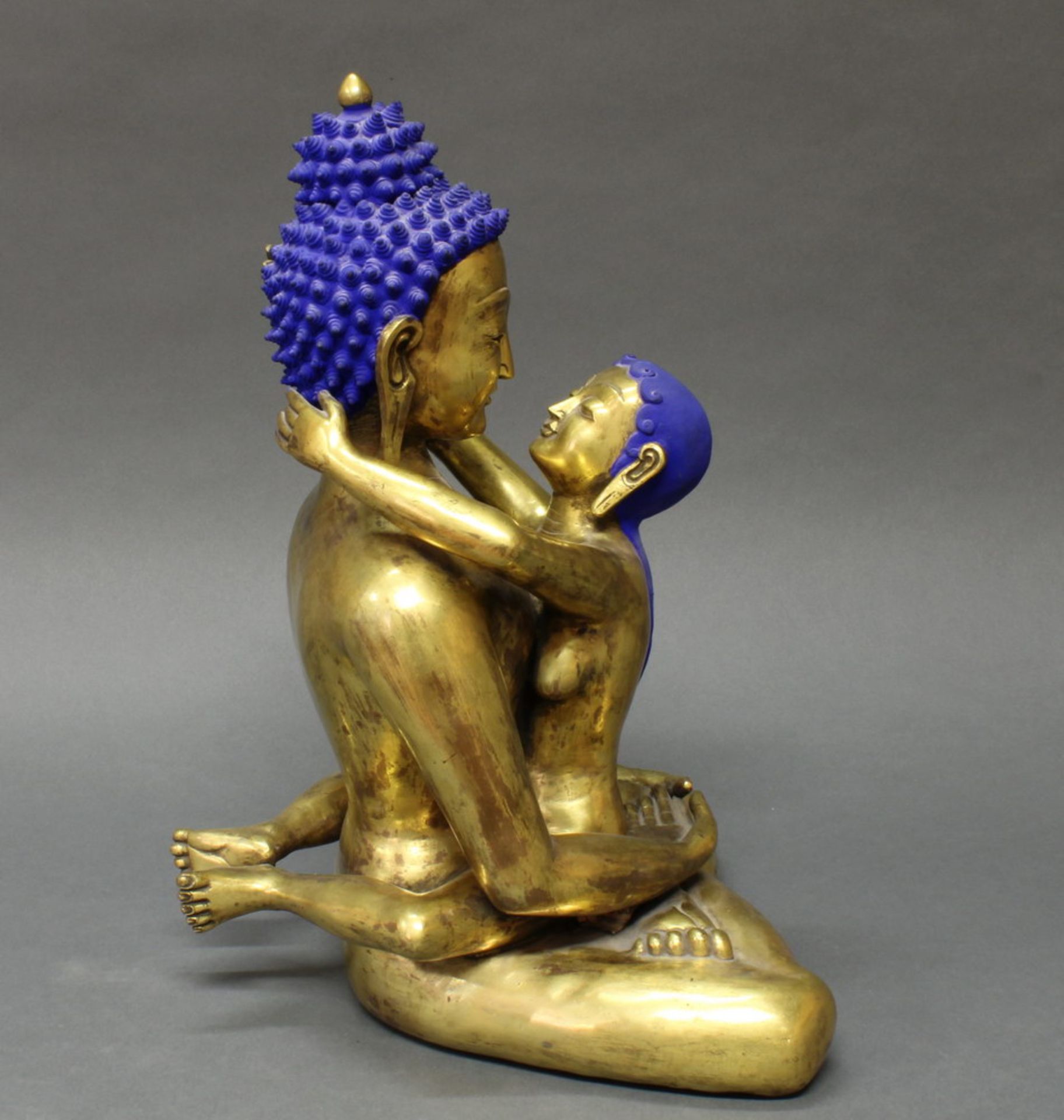 Figur, "Buddha mit Gefährtin", Nepal, spätes 20. Jh., Metall, vergoldet, Haare mit blauer - Bild 4 aus 5