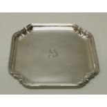 Tablett, Silber 835, Gbr. Kühn, vierseitig, passig-eingezogene Ecken, Profilrand, Spiegel mit