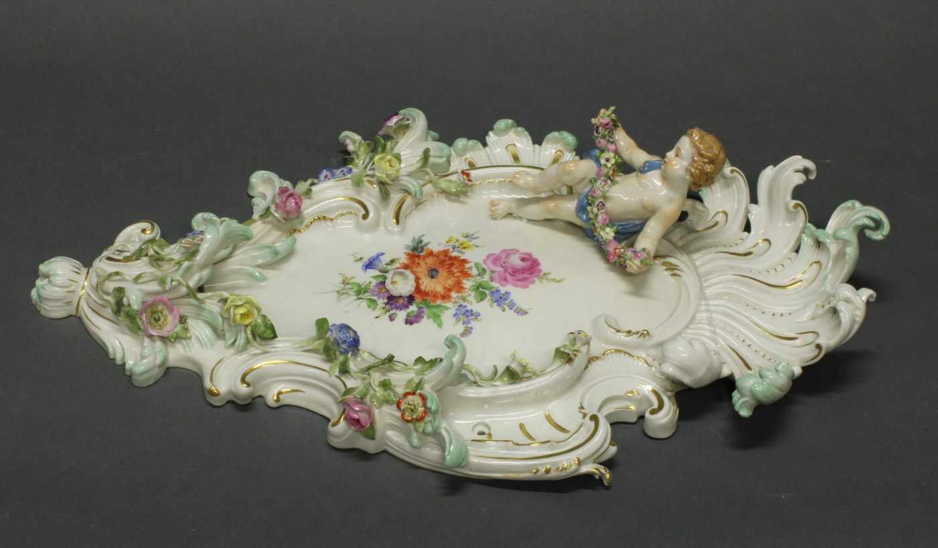 Wandapplike, Meissen, Schwertermarke, 1. Wahl, Modellnummer D 10 a, polychrom und goldstaffiert, - Image 2 of 2