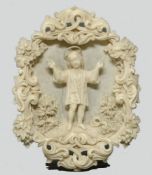 Miniaturschnitzerei, Elfenbein, "Segnendes Christuskind", Ende 19. Jh., 7 cm hoch