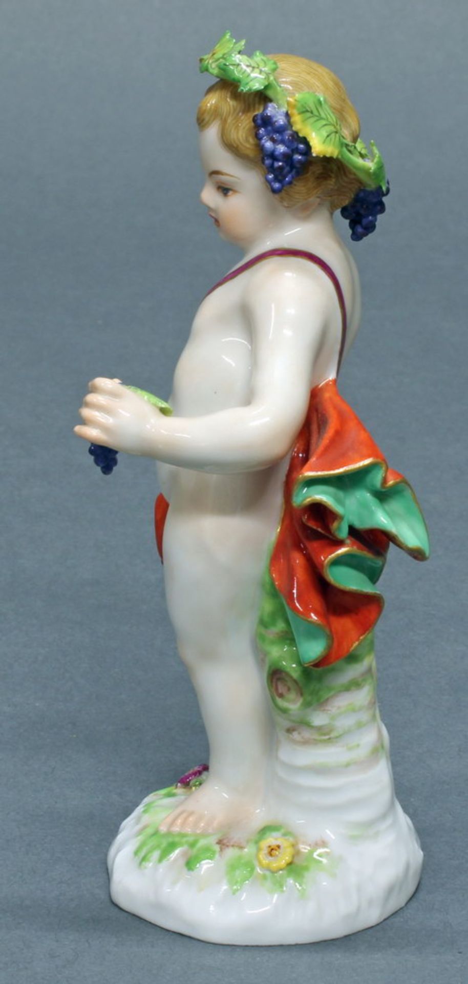 Porzellanfigur, "Der Herbst", Meissen, Schwertermarke, 1. Wahl, Modellnummer 2716, polychom und - Image 2 of 5