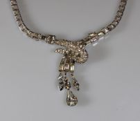 Modeschmuck-Collier, 1940er Jahre, USA, rückseitig signiert Jomaz, 38 cm lang