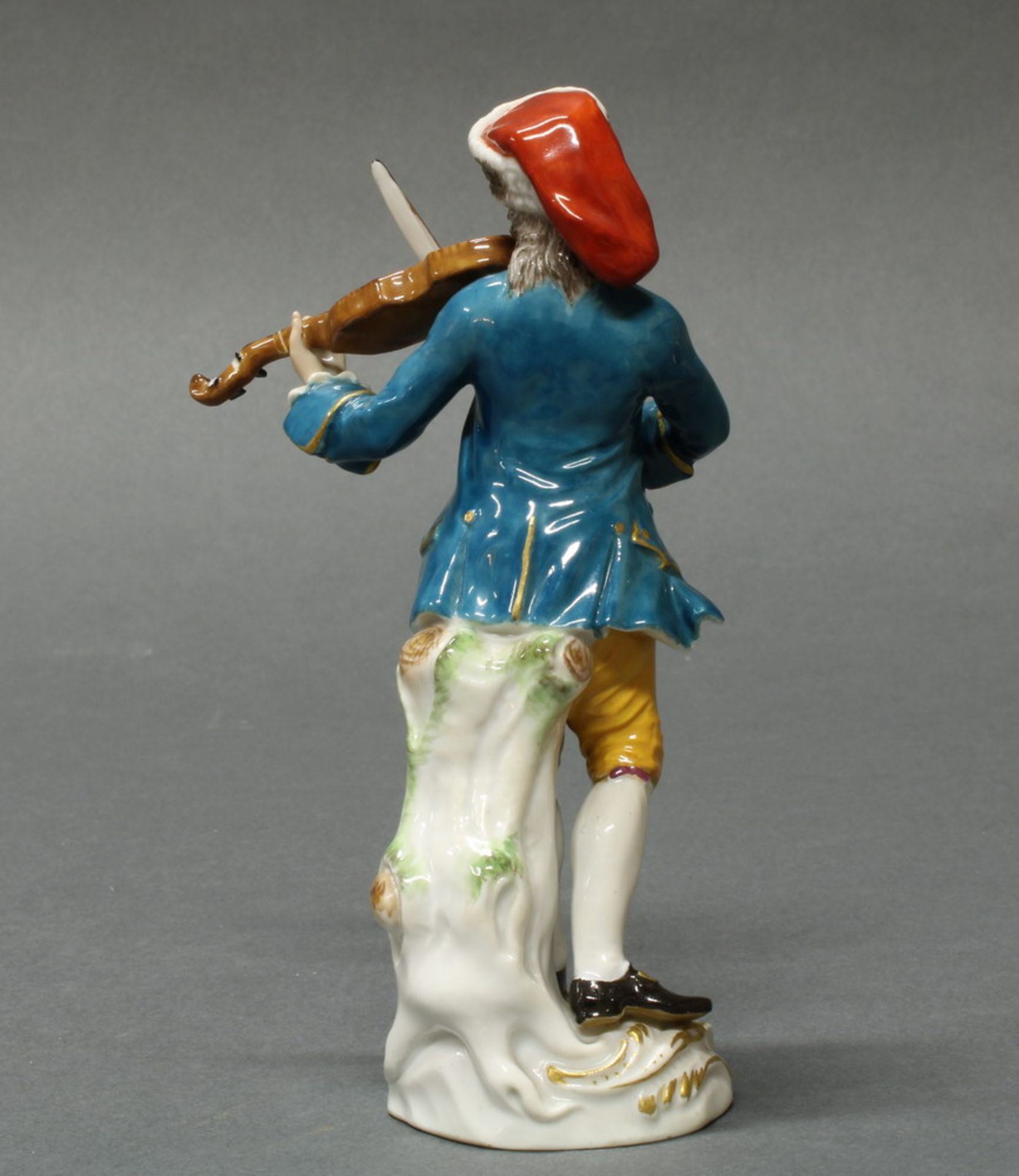 Porzellanfigur, "Geigenspieler mit Liederbüchern", Meissen, Schwertermarke, 2. Wahl, Modellnummer - Image 3 of 4