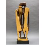 Skulptur, Holz geschnitzt, "Abstrakt", seitlich bezeichnet Peter Balogh, auf Holzsockel, 94 cm