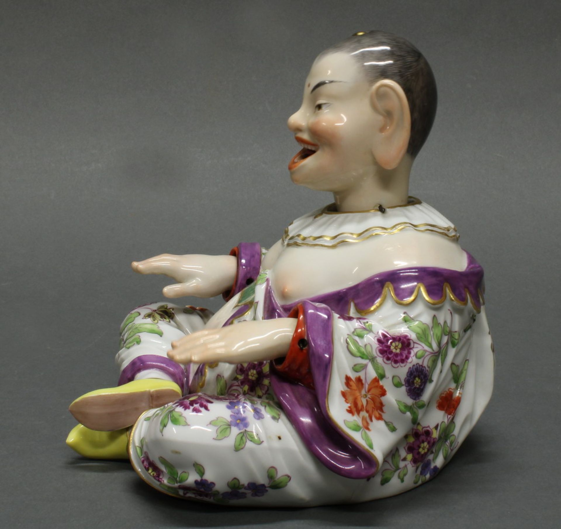 Wackelpagode, "Sitzender Chinese", Meissen, Schwertermarke, 1850-1924, 1. Wahl, lachender Chinese - Image 3 of 6