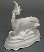 Porzellanfigur, "Ziege", Meissen, Schwertermarke, 1924-1934, 1. Wahl, Modellnummer H 251,