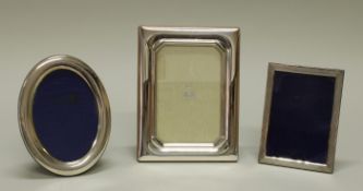 3 Fotorahmen, Silber 800/925, Italien, verschiedene Ausführungen, 15 x 11 cm, 16.5 x 12.5 cm, 20 x