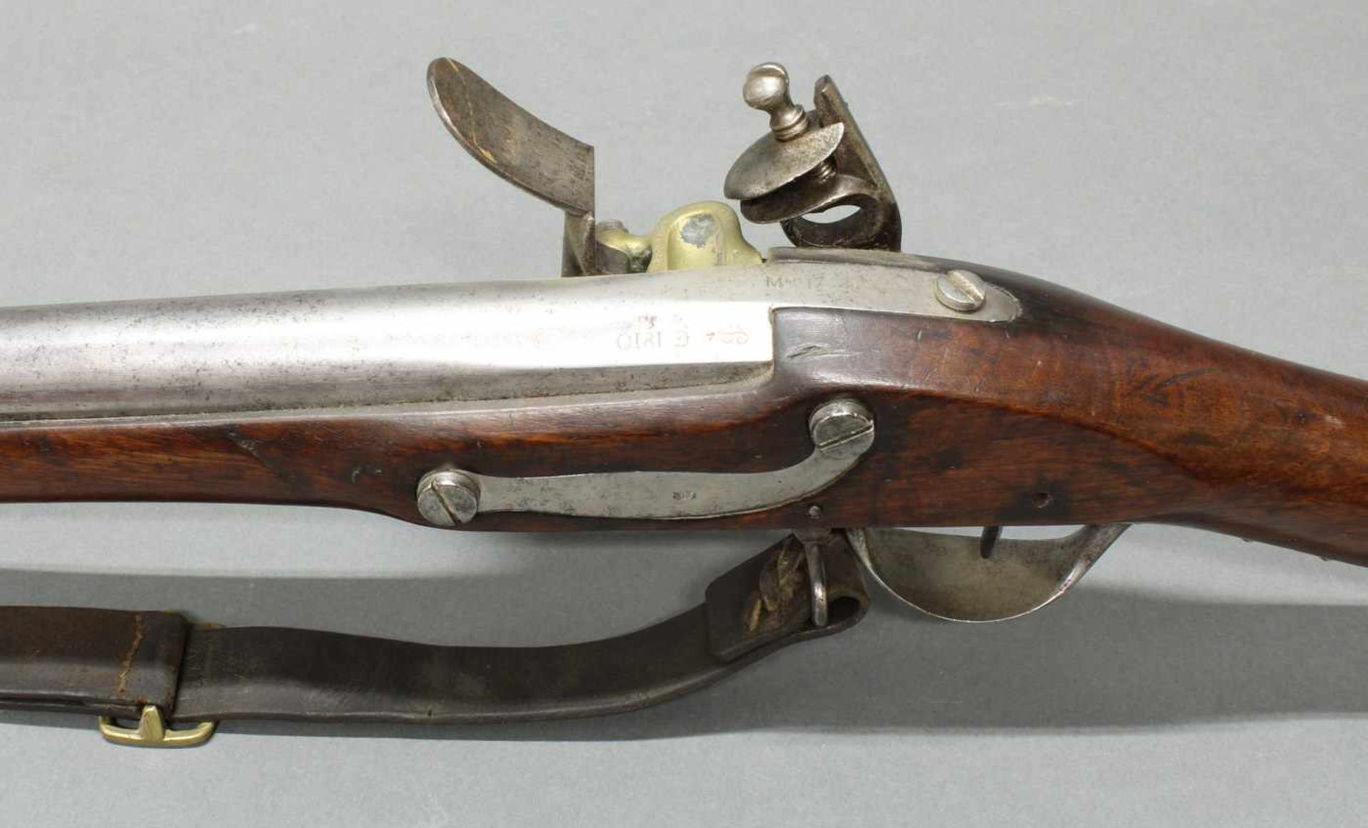 Steinschloss-Gewehr, mit original Bajonett in Lederscheide, militärisch, Frankreich, gestempelt - Bild 8 aus 9
