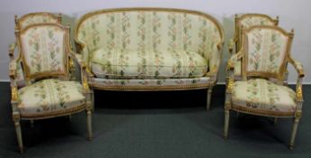 Sofa und 4 Armstühle, Louis XVI-Stil, 18./19. Jh., creme/gold gefasst, erneuerte Bezüge mit