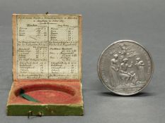 Schraubtaler, "sog. Hungertaler", um 1817, Zinn, hergestellt von Johann Thomas Stettler aus