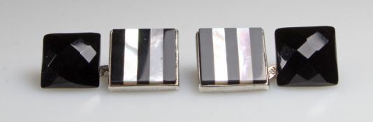 Paar Manschettenknöpfe, Silber 925, Onyx/Perlmutt, 6 g