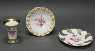2 Teller, Meissen, Schwertermarke, 1850-1924, 1. Wahl, verschiedene Reliefdekore, bunte Blumen,