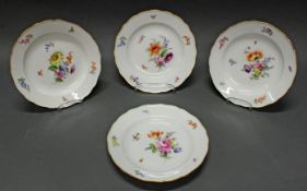 4 Speiseteller, Meissen, Schwertermarke, 1850-1924, 1. Wahl, deutsche Blume und Insekten, bunt,