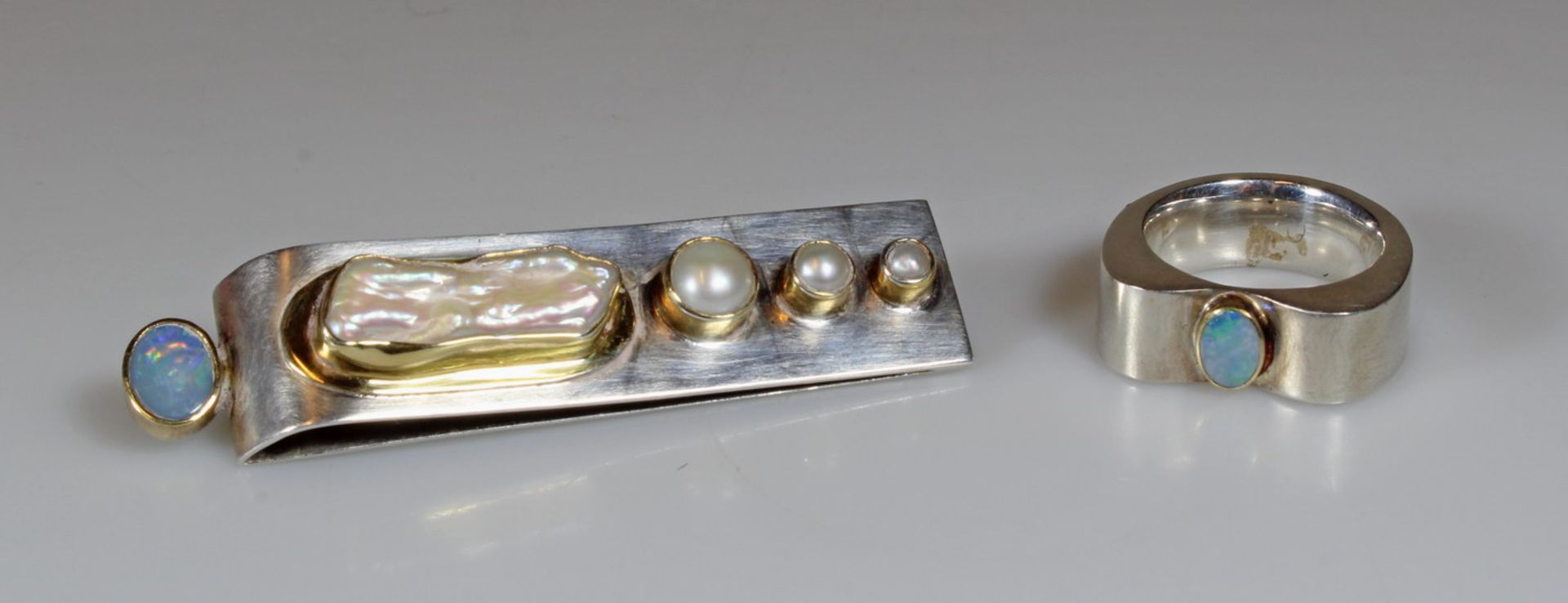 Schmuckset, Design, Silber 925/Gold: - Ring, Opalcabochon-Doublette, RM 19, - Brosche,