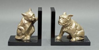 Paar Buchstützen, Metallguss, "Katze und Bulldogge", silberfarbend patiniert, undeutlich bezeichnet,